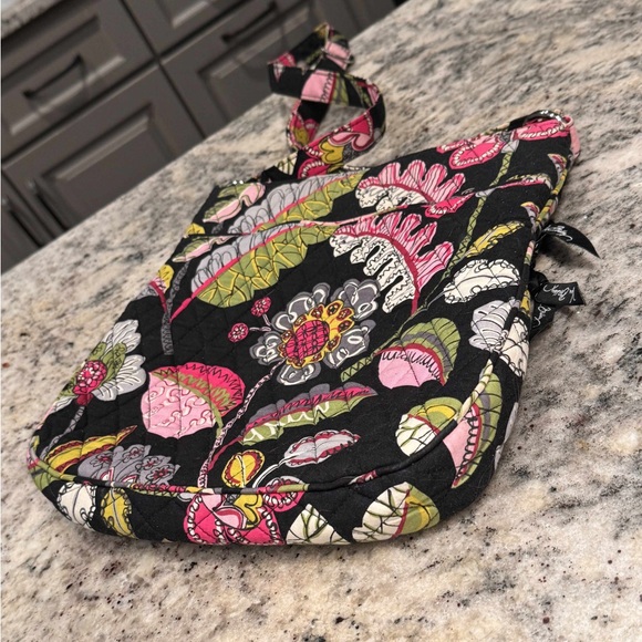 Vera bradley Floral set crossbody bag 12x12in w/20in strap & wallet 7x5in - Picture 3 of 12